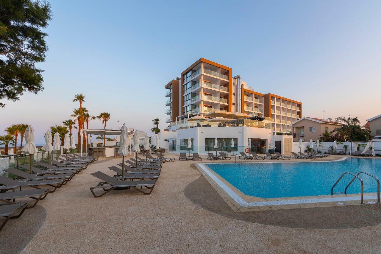 Leonardo Crystal Cove Hotel & Spa - Adults Only Протарас Екстериор снимка